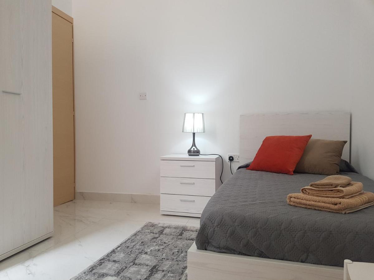 Ac1- Prime Location 3 Bedroom Apt In St.Julian'S Saint Julian's Exterior photo
